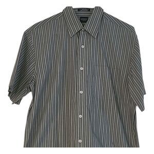 Arrow Men' Green and White Striped Button Down Shirt Medium